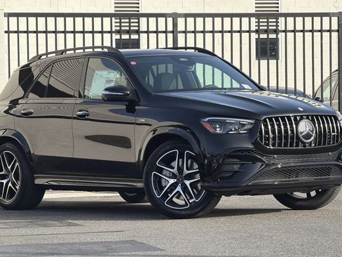 New 2026 Mercedes-Benz GLE 53 AMG 4MATIC image 2