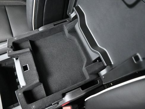 New 2026 RAM 1500 Limited w/ Body Color Bumper Group image 31