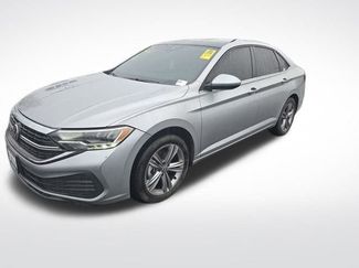 Used 2023 Volkswagen Jetta SE video 3