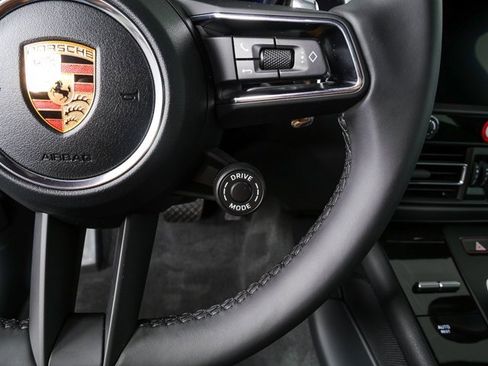 New 2026 Porsche Macan GTS image 11
