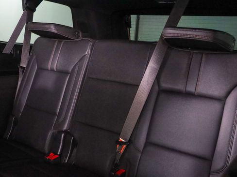 Used 2024 Chevrolet Suburban RST w/ Luxury Package image 29