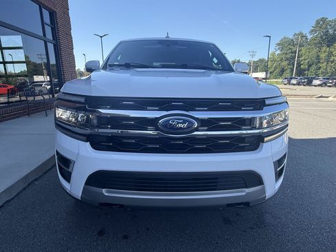 Used 2022 Ford Expedition Max Limited AWD/4WD image 32
