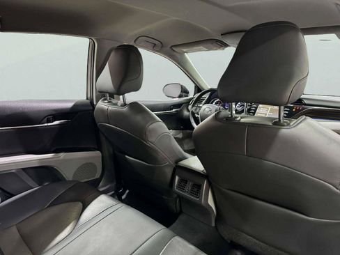 Used 2020 Toyota Camry XLE FWD image 56