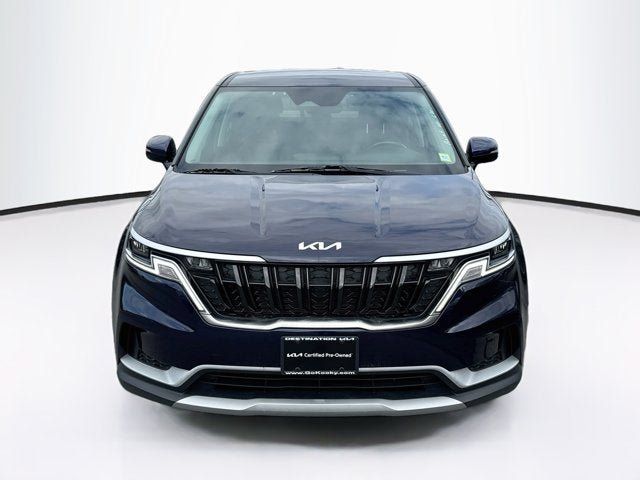 Used 2024 Kia Carnival LX FWD image 2