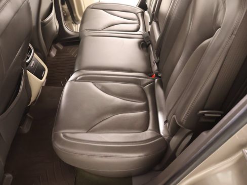 Used 2019 Lincoln Nautilus Select FWD image 12