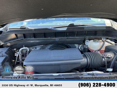 Used 2022 Chevrolet Silverado 1500 LT AWD/4WD image 14