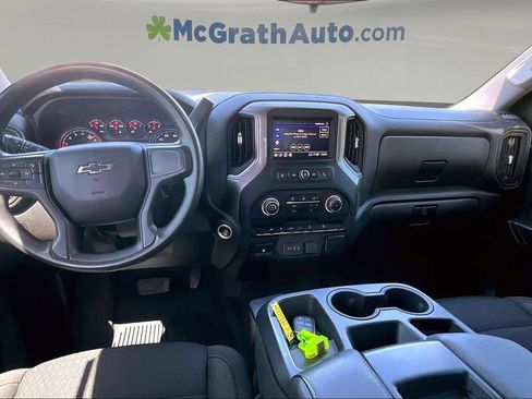 Used 2023 Chevrolet Silverado 1500 Custom Trail Boss w/ LPO, Dark Essentials Package AWD/4WD image 9