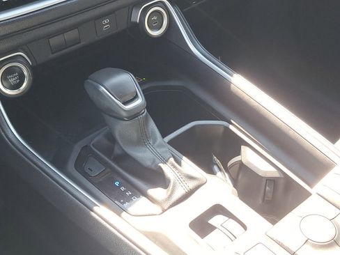 Used 2025 Toyota Grand Highlander AWD image 18