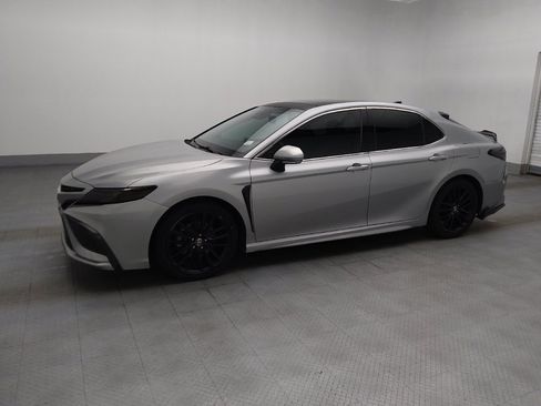 Used 2021 Toyota Camry XSE FWD image 2