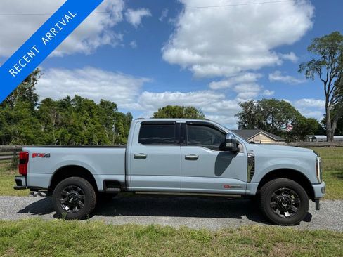 Used 2024 Ford F250 Platinum image 1