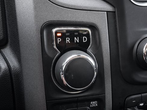 Used 2018 RAM 1500 Express AWD/4WD image 27