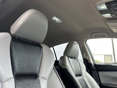 Used 2022 Subaru Crosstrek 2.5i Limited w/ Popular Package #4 image 18