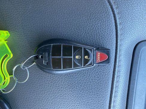 Used 2015 RAM 1500 Tradesman w/ Popular Equipment Group image 41