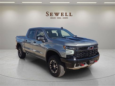 Used 2024 Chevrolet Silverado 1500 ZR2 w/ Technology Package image 6