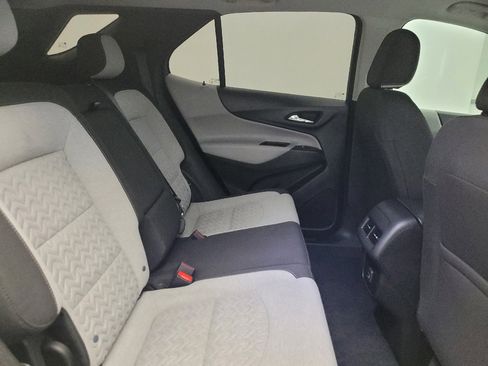 Used 2022 Chevrolet Equinox LS w/ LPO, Floor Liner Package FWD image 19
