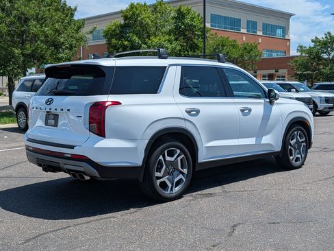 Used 2025 Hyundai Palisade SEL AWD/4WD image 5
