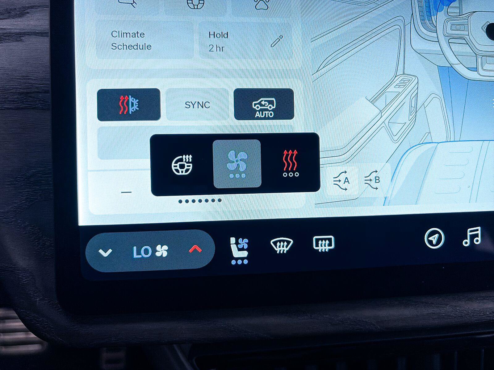 Used 2022 Rivian R1S Launch Edition Quad AWD/4WD image 29