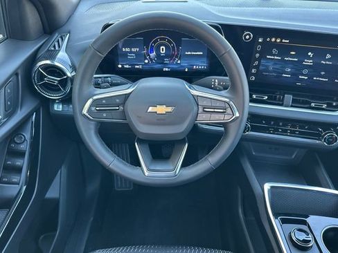 New 2026 Chevrolet Equinox LT image 19