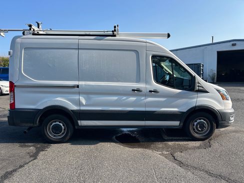 Used 2020 Ford Transit 150 Medium Roof RWD image 4