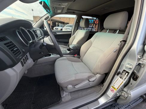 Used 2007 Toyota 4Runner Sport image 11