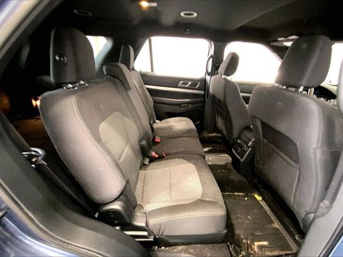 Used 2019 Ford Explorer XLT w/ Class III Trailer Tow Package AWD/4WD image 24