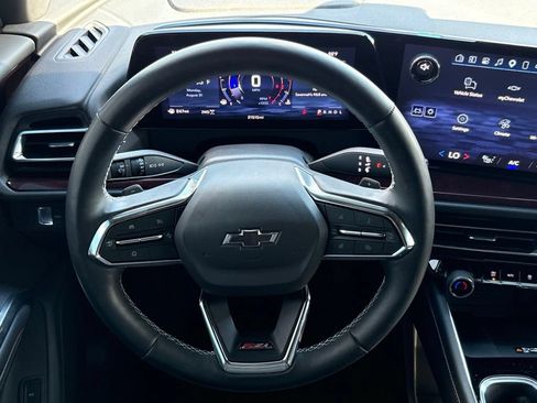 Used 2025 Chevrolet Traverse Z71 w/ Driver Confidence Package AWD/4WD image 22