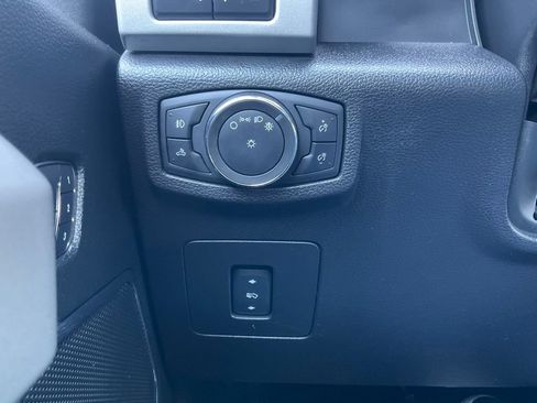 Used 2017 Ford F150 Lariat AWD/4WD image 44