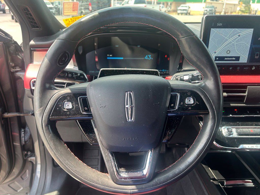 Used 2023 Lincoln Corsair Grand Touring w/ Equipment Group 302A AWD/4WD image 17