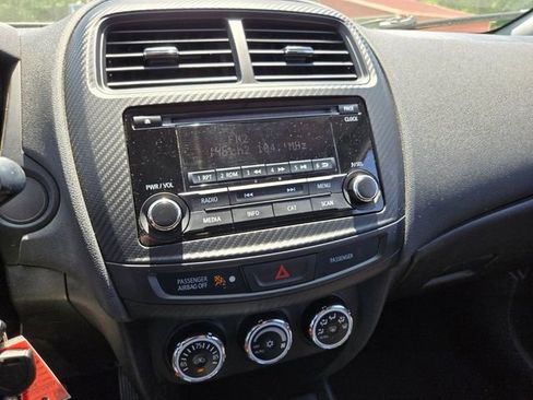 Used 2017 Mitsubishi Outlander Sport ES AWD/4WD image 22
