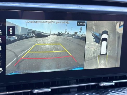 Used 2023 Kia Carnival SX Prestige FWD image 29