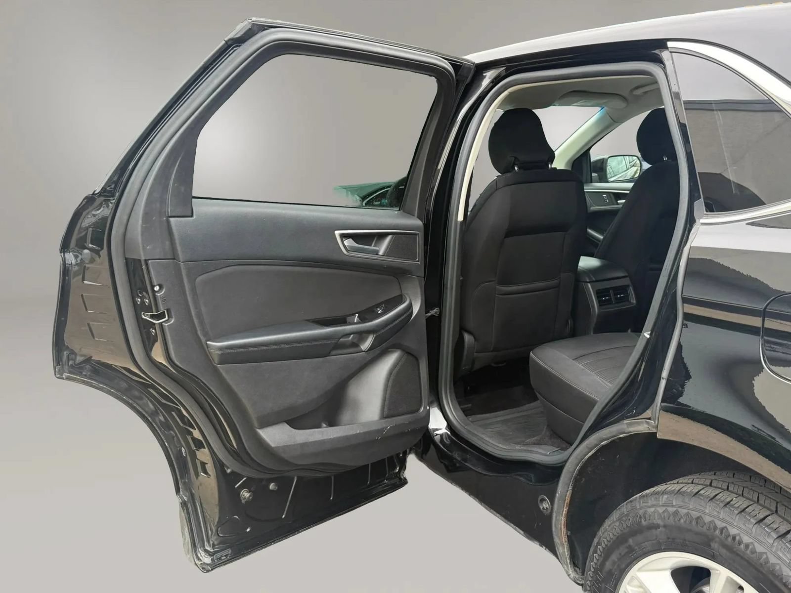 Used 2017 Ford Edge SEL w/ Cargo Accessory Package AWD/4WD image 22