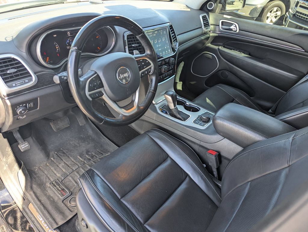 Used 2020 Jeep Grand Cherokee Summit AWD/4WD image 14