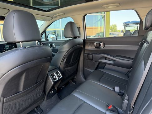 Used 2024 Kia Sorento S w/ Panoramic Sunroof Package AWD/4WD image 33