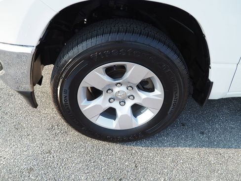 Used 2022 RAM 1500 Big Horn image 32