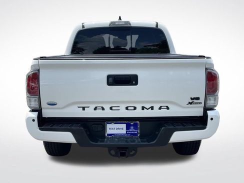 Used 2022 Toyota Tacoma TRD Sport w/ Technology Package RWD image 5