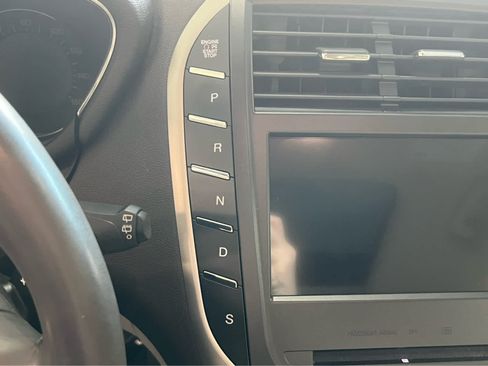 Used 2016 Lincoln MKC Select w/ Select Plus Package AWD/4WD image 31