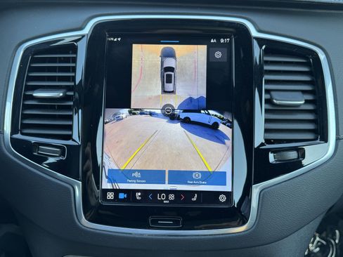 Used 2024 Volvo XC90 T8 Ultimate w/ Lounge Package image 80