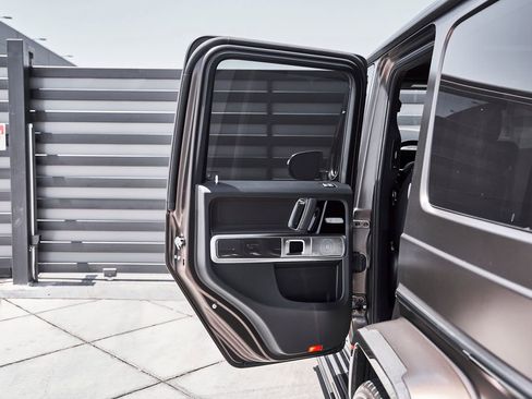 Used 2025 Mercedes-Benz G 63 AMG 4MATIC image 40