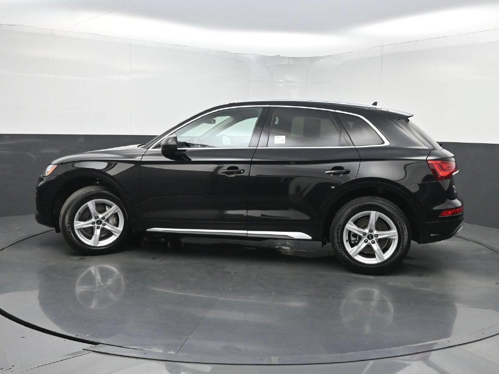 Used 2023 Audi Q5 2.0T Premium w/ Convenience Package AWD/4WD image 43