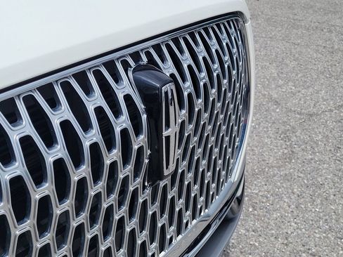 Used 2024 Lincoln Corsair FWD image 7