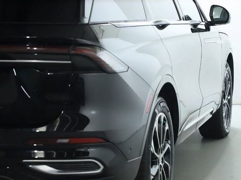 Certified 2024 Lincoln Nautilus Reserve w/ Equipment Group 202A image 48