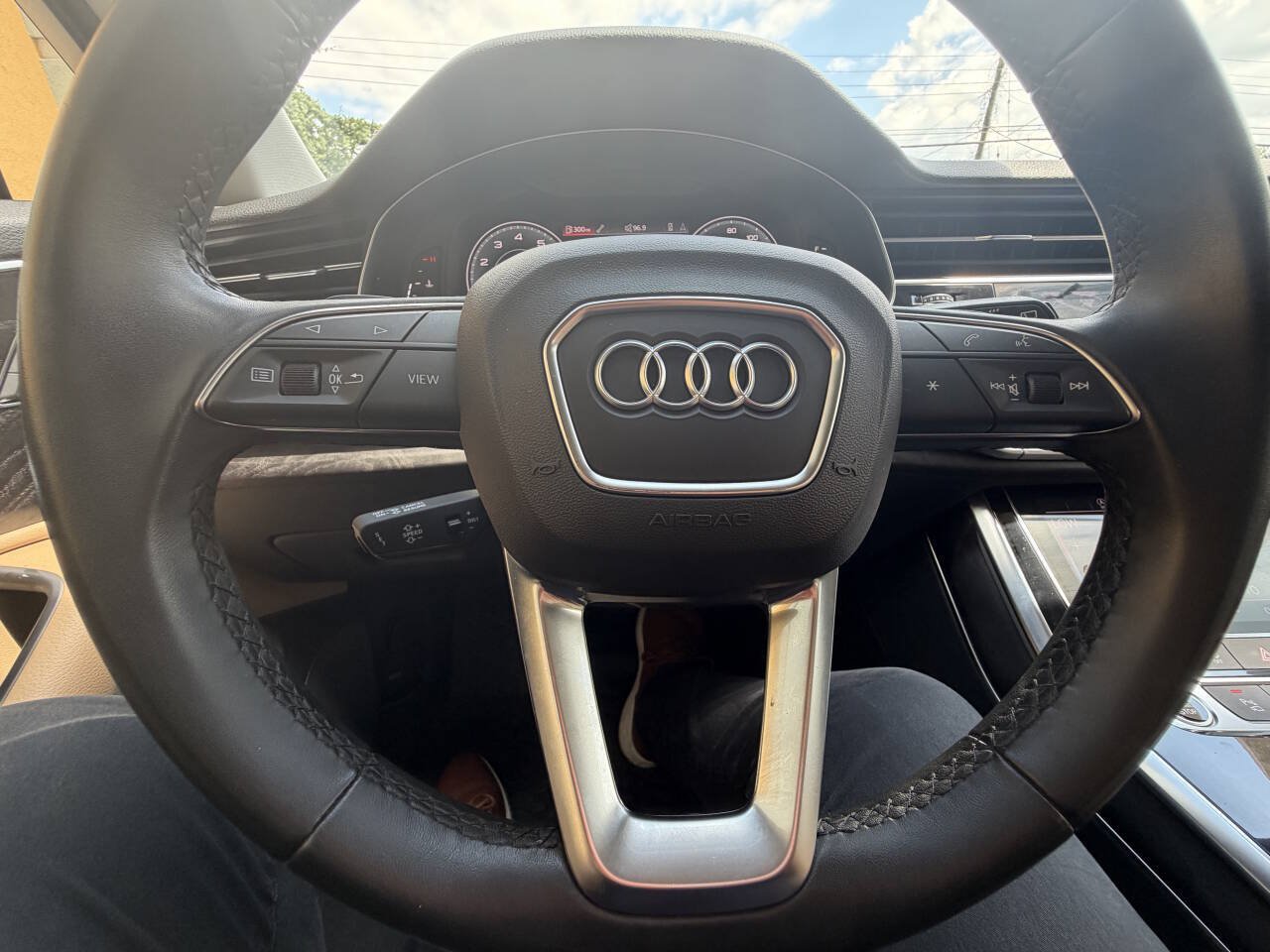 Used 2023 Audi Q7 2.0T Premium w/ Convenience Package AWD/4WD image 24