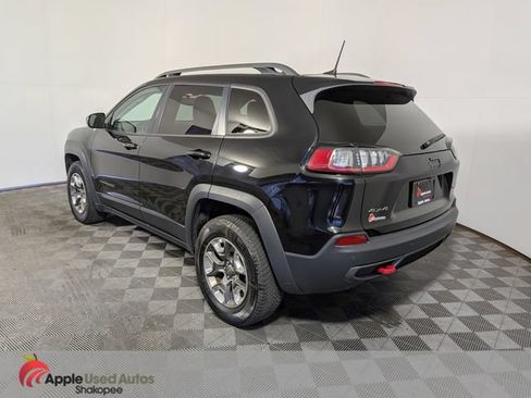 Used 2019 Jeep Cherokee Trailhawk w/ Cold Weather Group AWD/4WD image 4