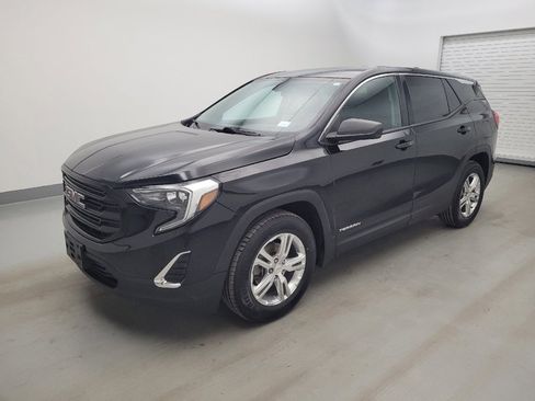 Used 2019 GMC Terrain SLE w/ LPO, Floor Liner Package FWD image 2