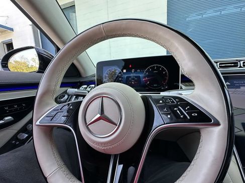 Used 2021 Mercedes-Benz S 580 S 580 image 21