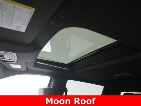 Used 2022 Chevrolet Silverado 1500 High Country w/ Safety Package II image 18