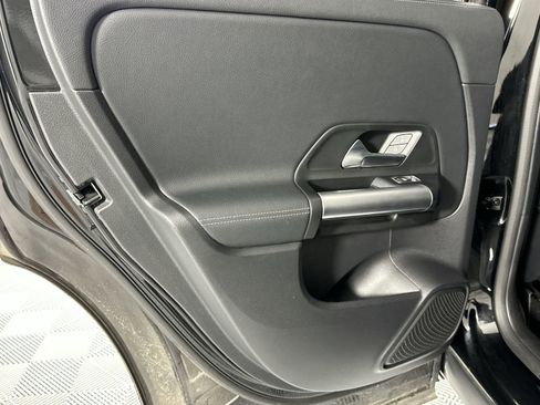 Used 2025 Mercedes-Benz GLA 250 image 29