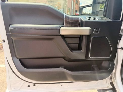 Used 2020 Ford F250 Lariat w/ Lariat Ultimate Package AWD/4WD image 22