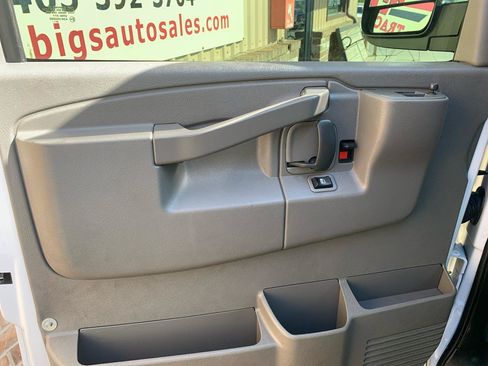 Used 2021 Chevrolet Express 2500 w/ Driver Convenience Package RWD image 25