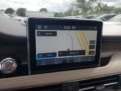 Certified 2022 Lincoln Corsair Reserve image 23